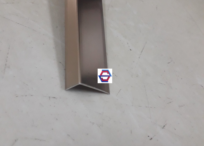 Nẹp  nhôm L20*10