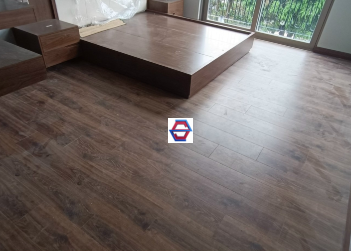 EGGER HOME 12mm EHL132