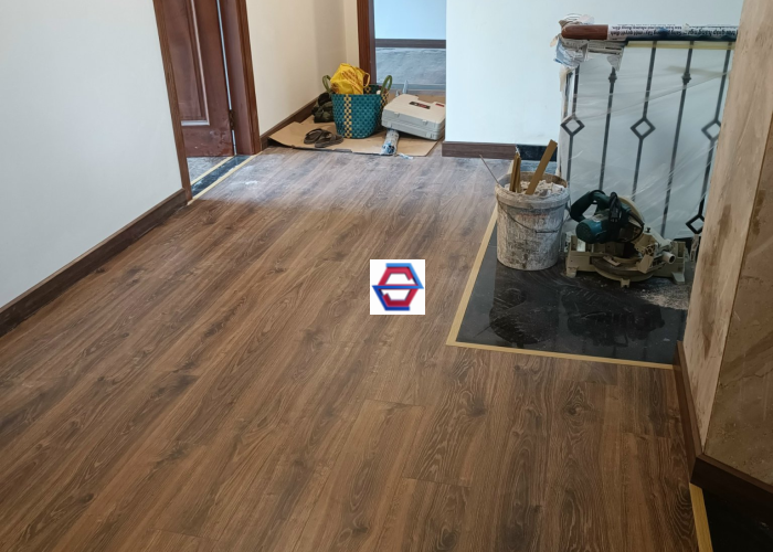 EGGER HOME 12mm EHL132