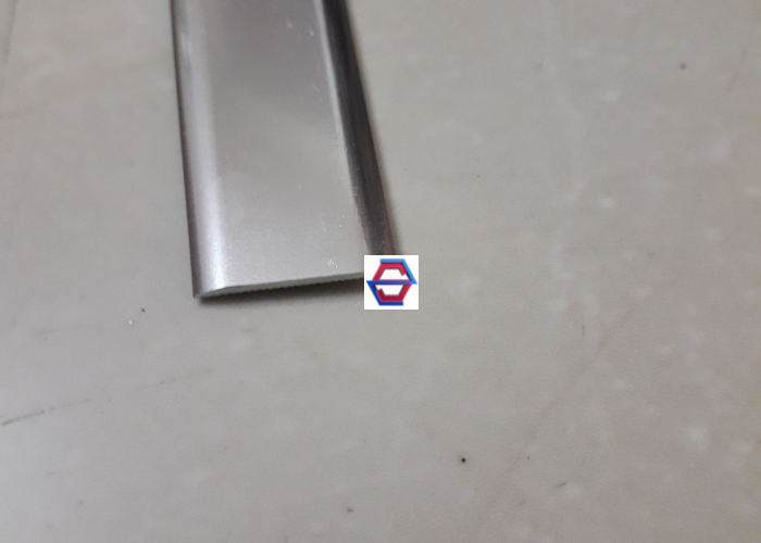 Nẹp  nhôm LA20